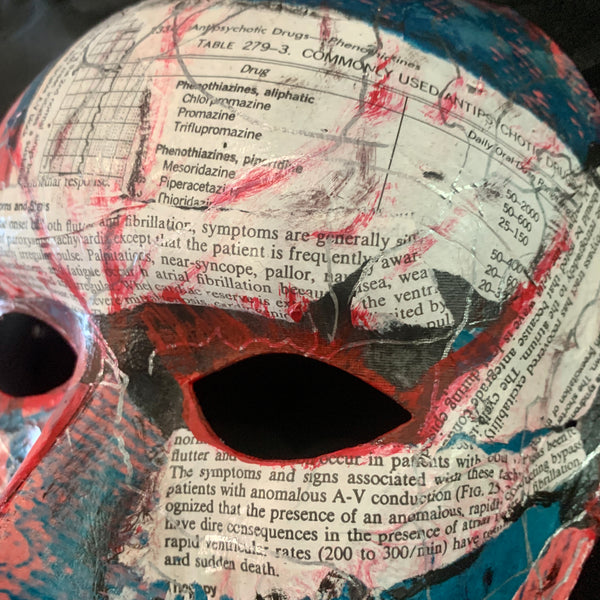 Life/Death Mask “Omen No. 1”